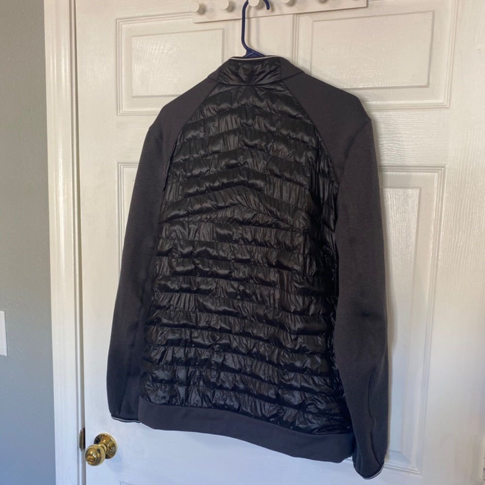 900 • Lightweight Athletic Performance Jacket - Picture 7 of 11